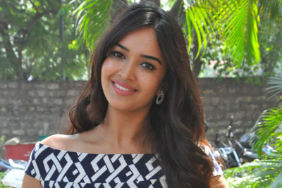 poojitha-ponna-stills-at-the-prank-motion-poster-launch